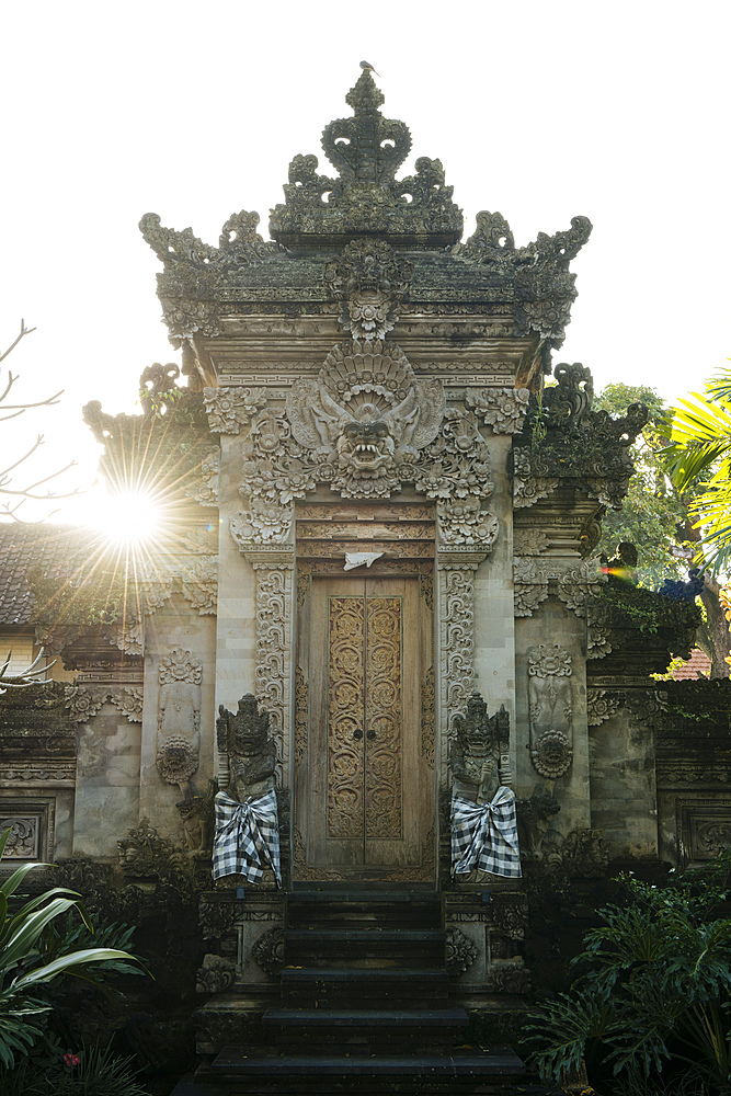 Ubud Palace, Ubud, Bali, Indonesia, Southeast Asia, Asia