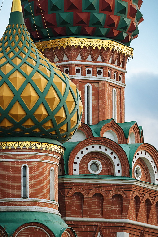 Exterior detail of St. Basil's Cathedral, Red Square, UNESCO World Heritage Site, Moscow, Moscow Oblast, Russia, Europe