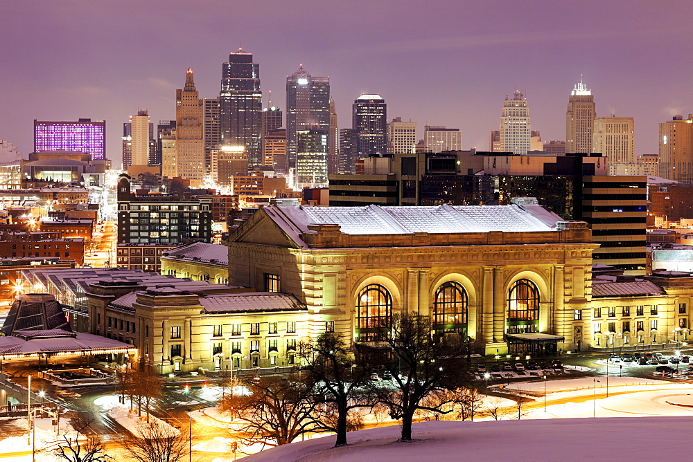 Cityscape at night, Kansas City, Missouri