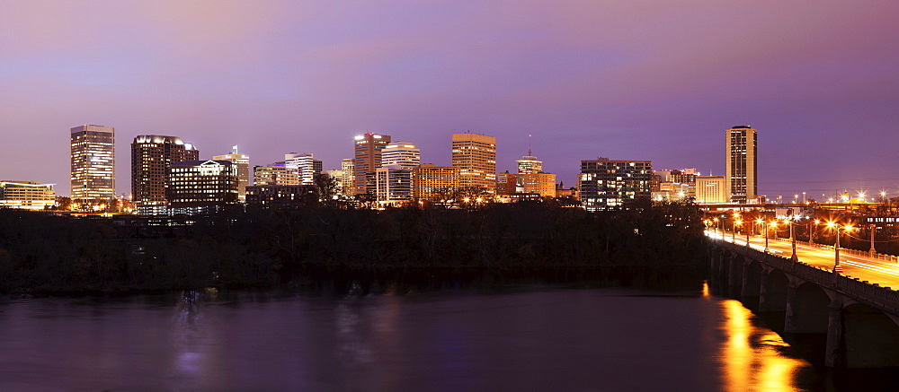 Cityscape at evening, Richmond, Virginia