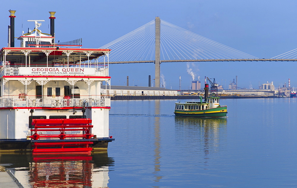 USA, Georgia, Savannah, Talmadge Bridge and ferry