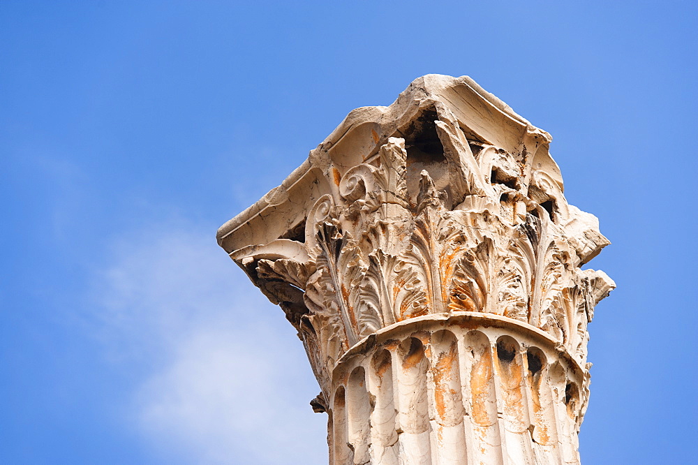 Greece, Athens, Corinthian column of Temple of Olympian Zeus