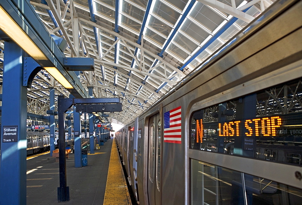 USA, New York State, Brooklyn, Coney Island, Subway Platform