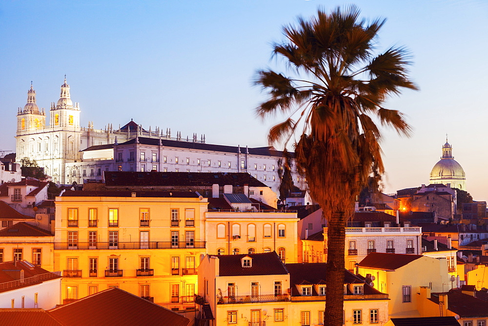 Portugal, Lisbon, Panorama of Old Town at sunrise
