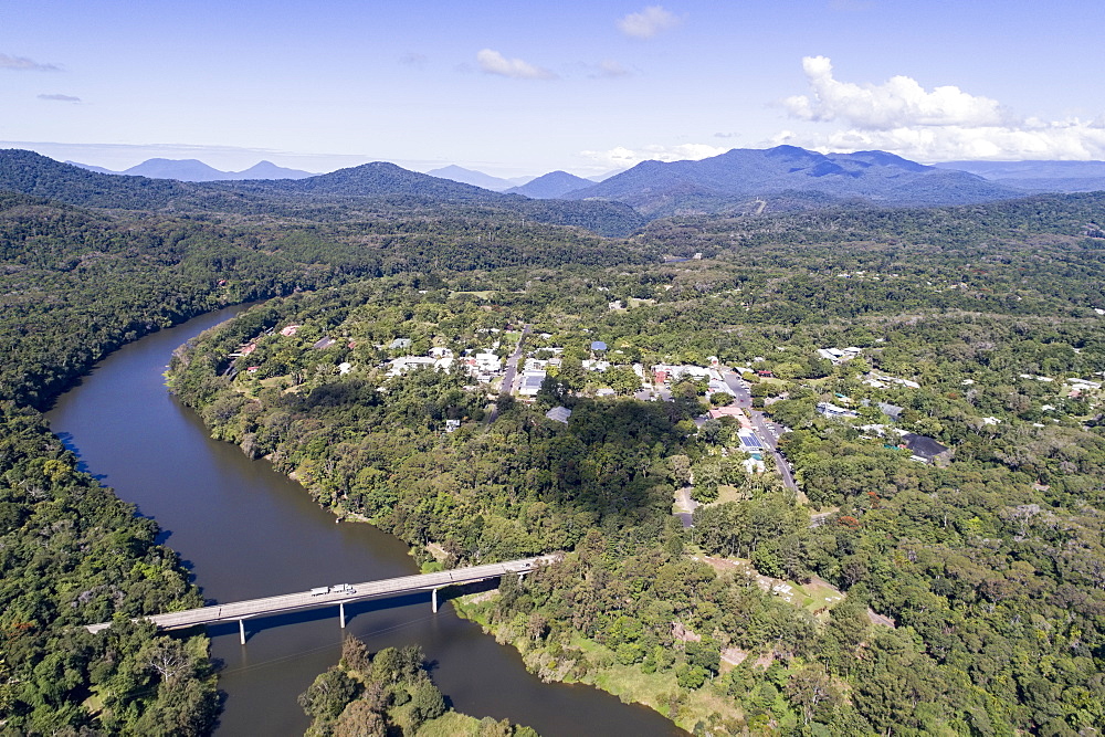 Australia, Queensland, Landscape with bridge and mountain range in background (Drone)