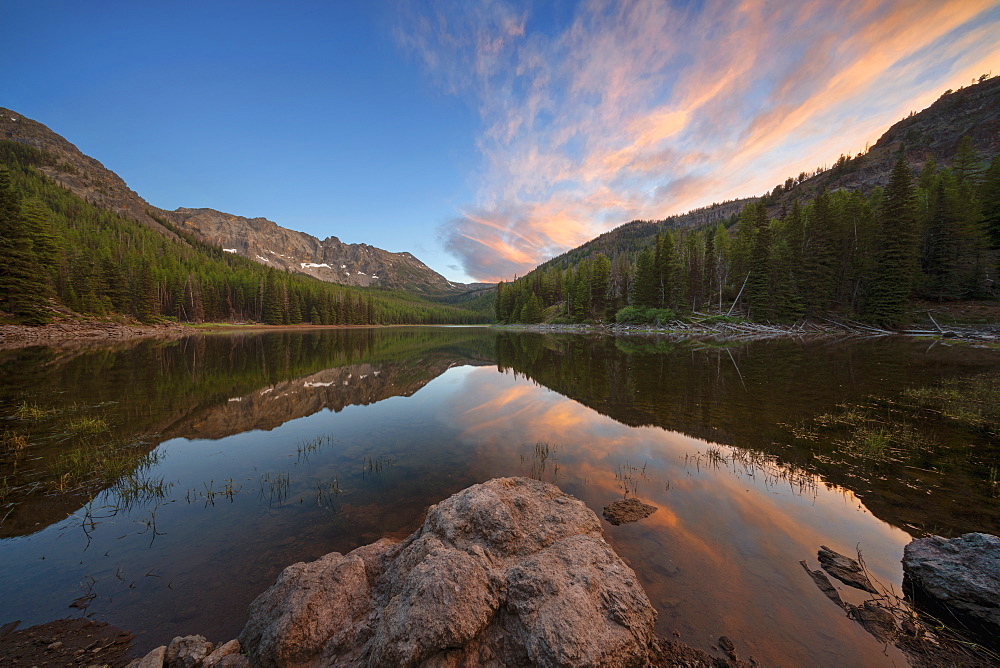 United States, Oregon, Strawberry Lake in mountains at sunset