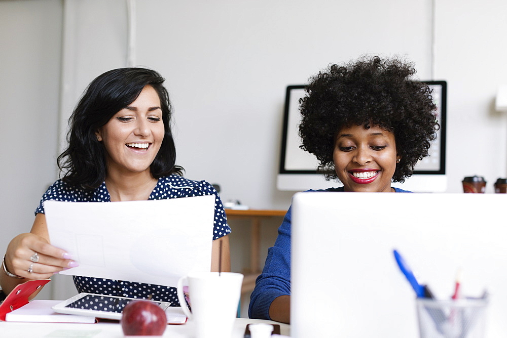 Two women working in Small Business, Start-up