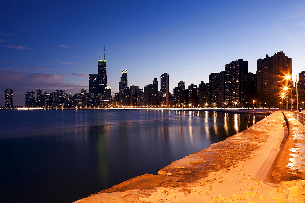 Downtown seen from North Avenue Beach, Chicago, Illinois 