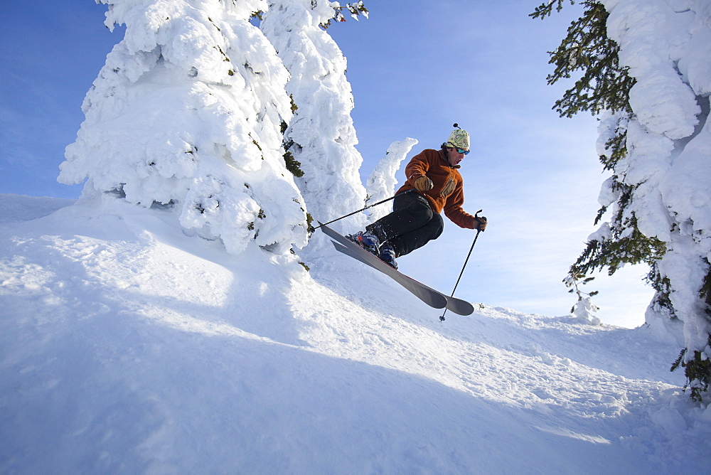 Man skiing, USA, Montana, Whitefish