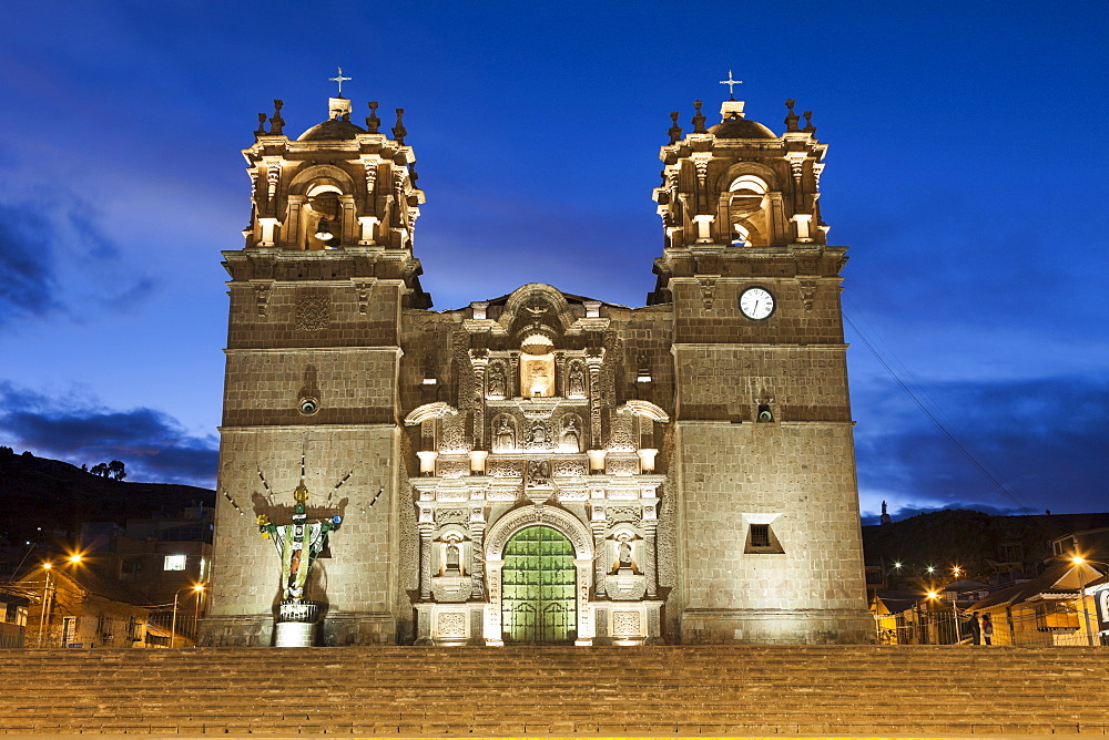 Cathedral at Plaza de amas mayor, Peru, Puno 