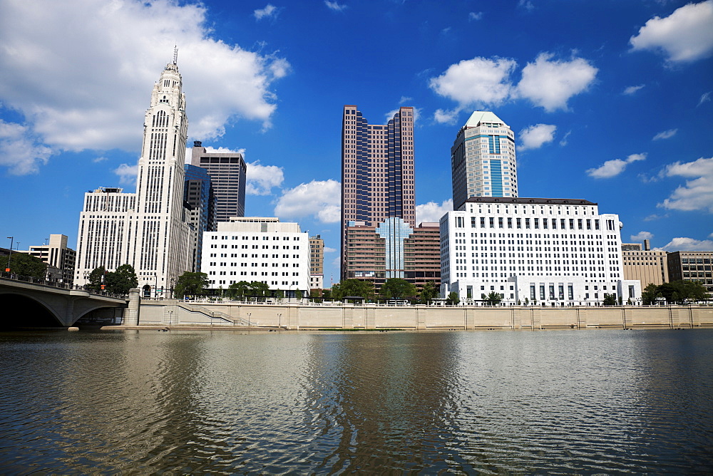 USA, Ohio, Columbus skyline