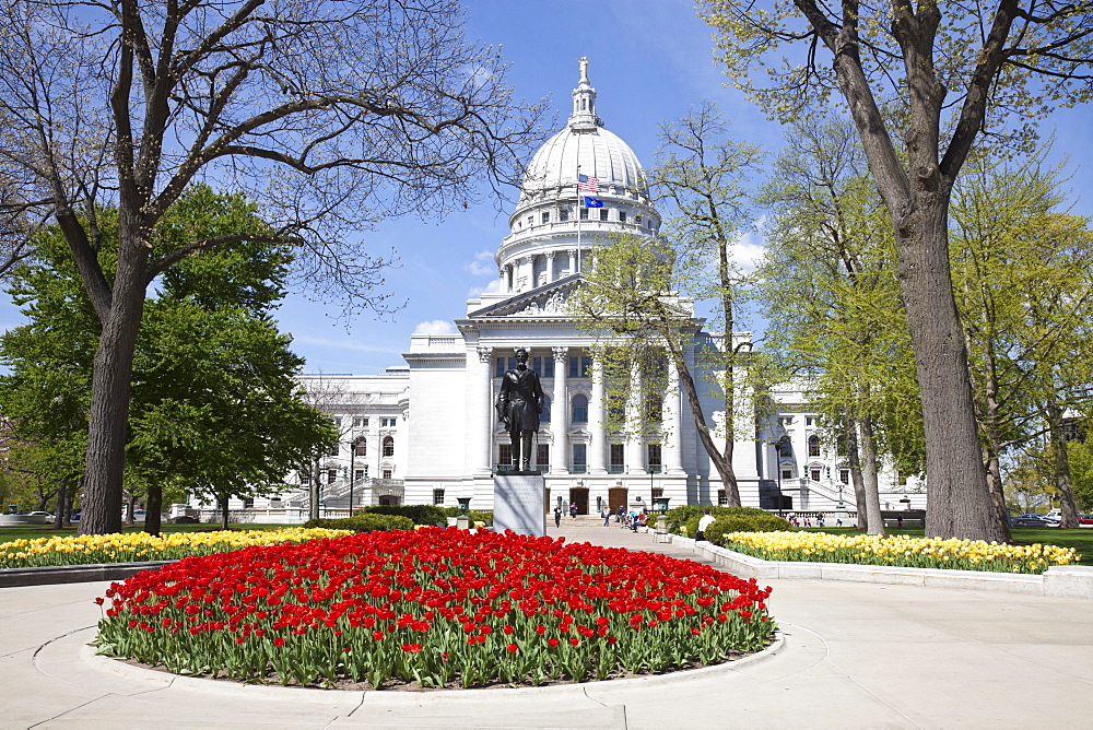 USA, Wisconsin, Madison, State Capitol Building