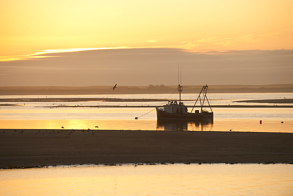 Fishing boat