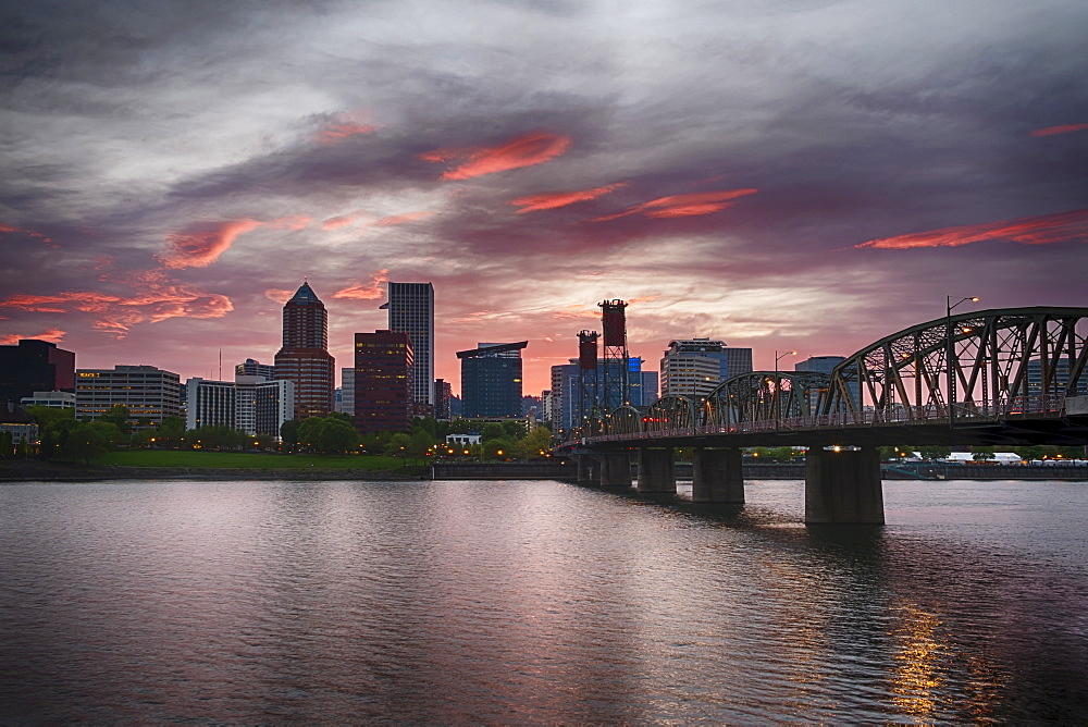 City skyline at dusk, Portland, Oregon