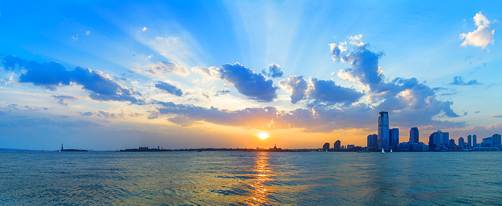 Puffy clouds on sky, USA, New Jersey, Jersey City