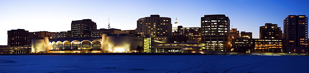 USA, Wisconsin, Madison skyline at dusk