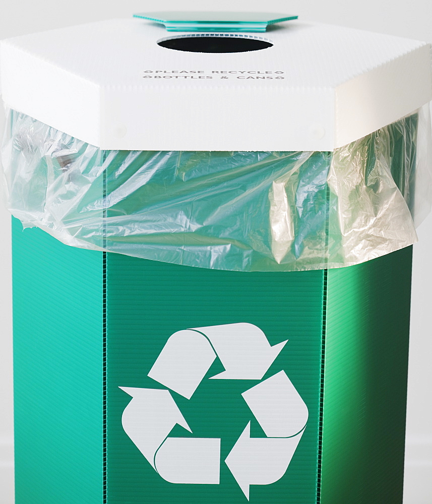 Recycling bin