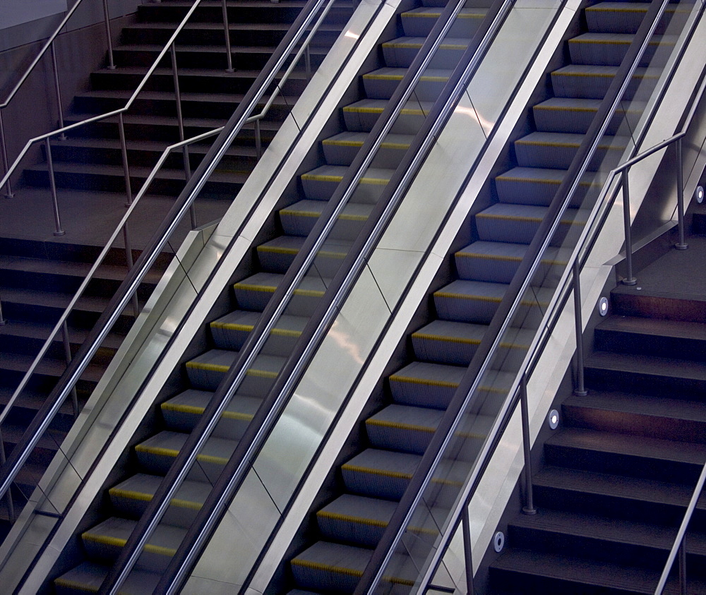 escalator