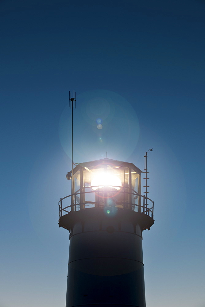 Lighthouse beacon