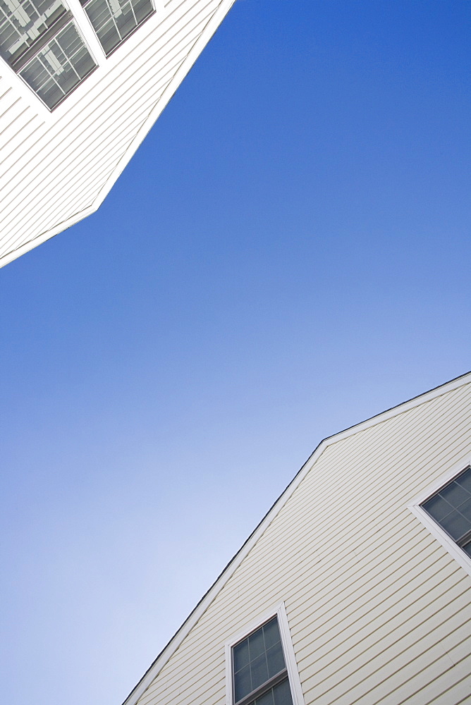 USA, Pennsylvania, clapboard houses and clear sky