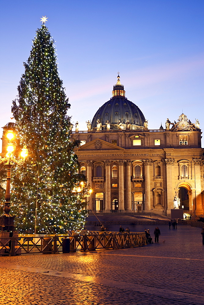 Saint Peter's Square and Saint Peter's Basilica in Christmas time