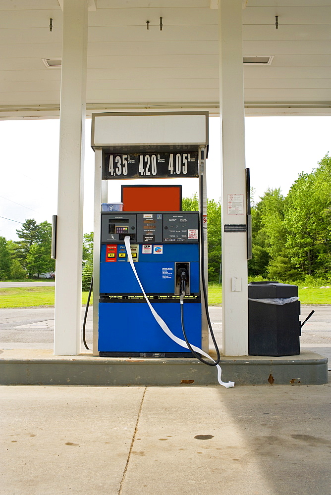 USA, California, Fuel pump