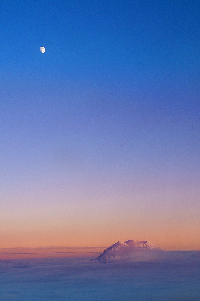 USA, Washington, Mt. Rainier