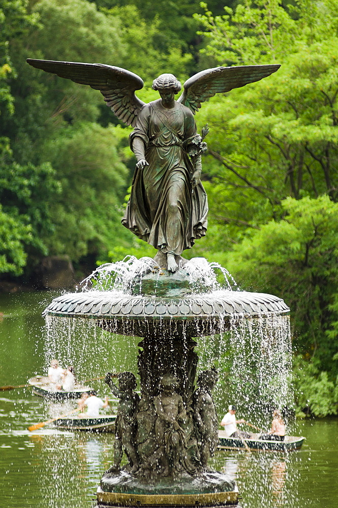 Angel statue on Bethesda fountain