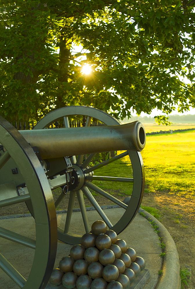 Civil war cannon