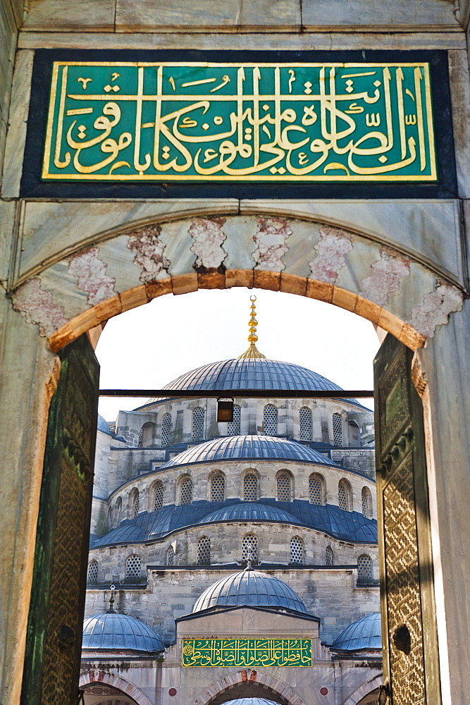 Turkey, Istanbul, Sultanahmet Mosque