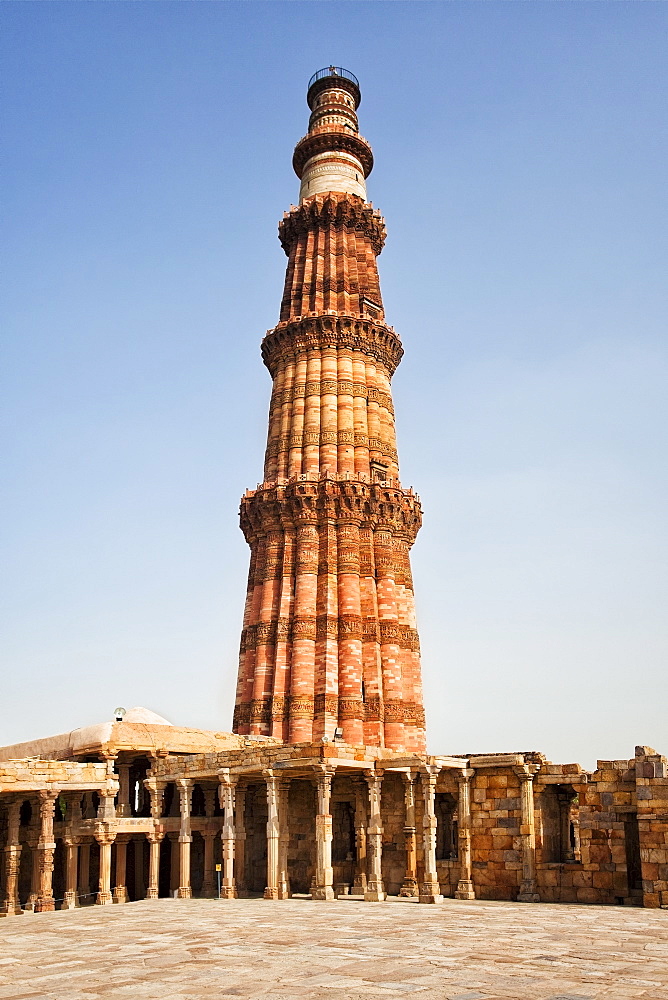 India, Delhi, Qutub Minar, low angle view of minaret, India, Delhi, Qutub Minar