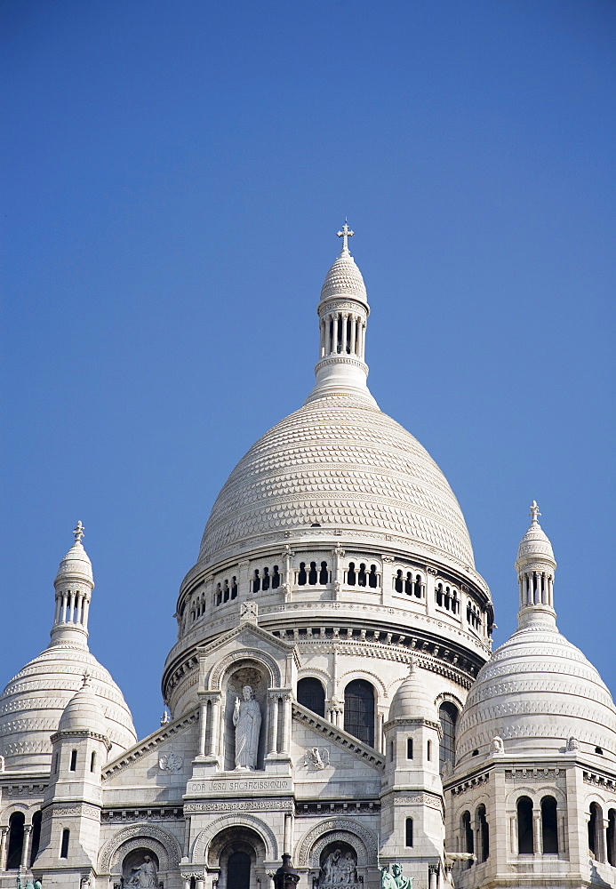 Domed building under blue sky