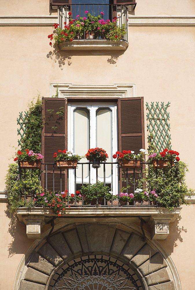 Balcony with flowers, Piazza Navona