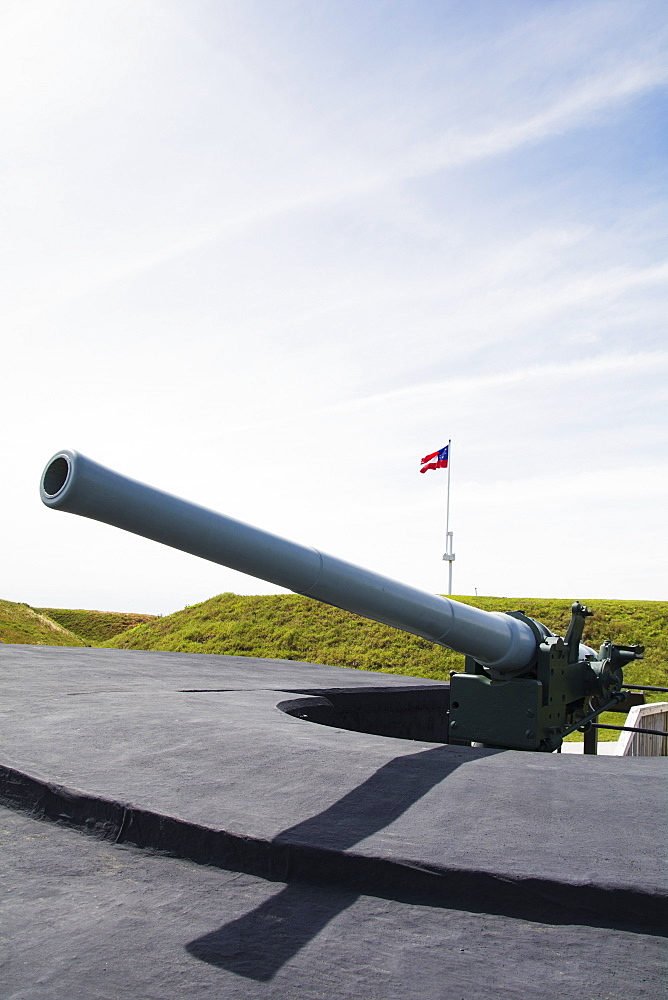 South Carolina, Sullivan's Island, Large cannon