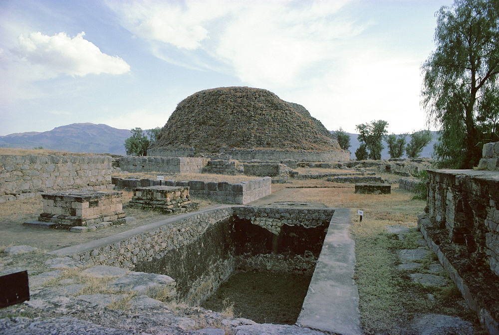 Buddhist stupa, Taxila, UNESCO World Heritage Site, Punjab, Pakistan, Asia