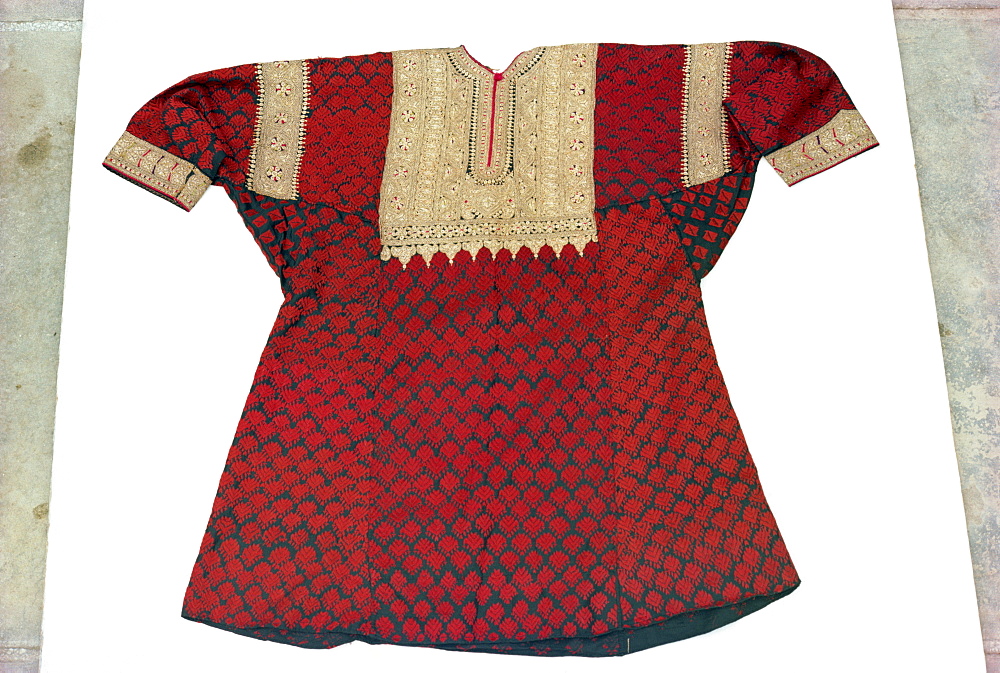 Kurta worn at weddings in the Punjab, Pakistan, Asia