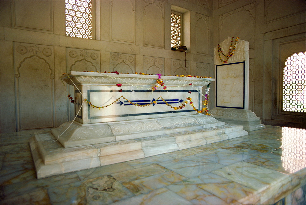 Iqbal's Tomb, Lahore, Pakistan, Asia