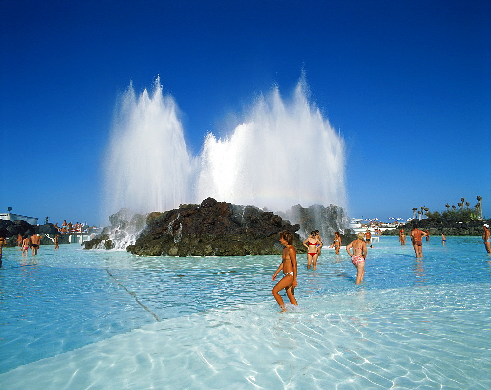 Lido swimming pool, Puerto de la Cruz, Tenerife, Canary Islands, Spain, Atlantic, Europe