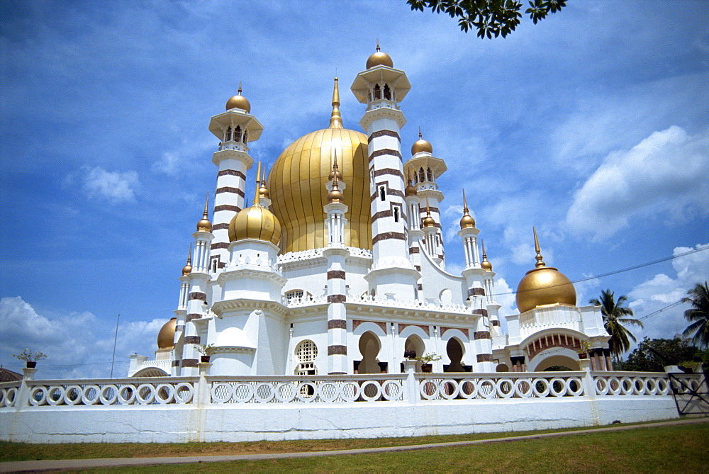 Ubadiah Mosque, Kuala Kangsar, Malaysia, Southeast Asia, Asia