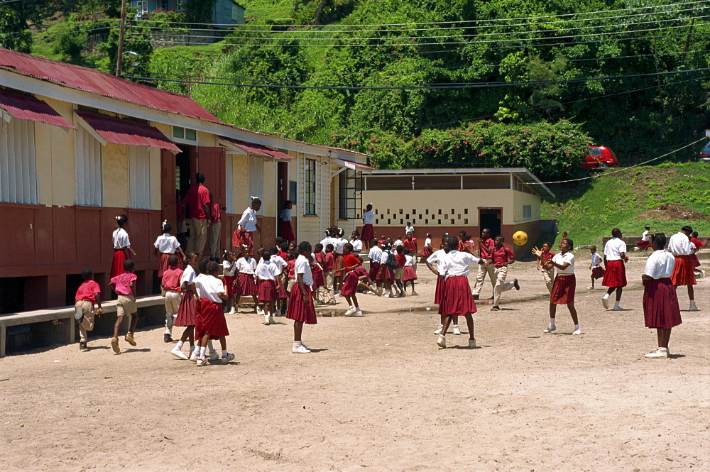 School children, Grenada, Windward Islands, West Indies, Caribbean, Central America