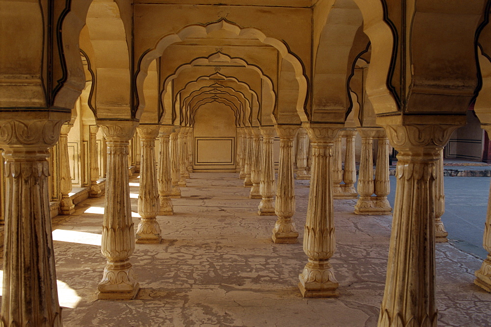 Interior of Amber Fort and Palace, built by Maharajah Man Singh in 1592, Jaipur, Rajasthan state, India, Asia