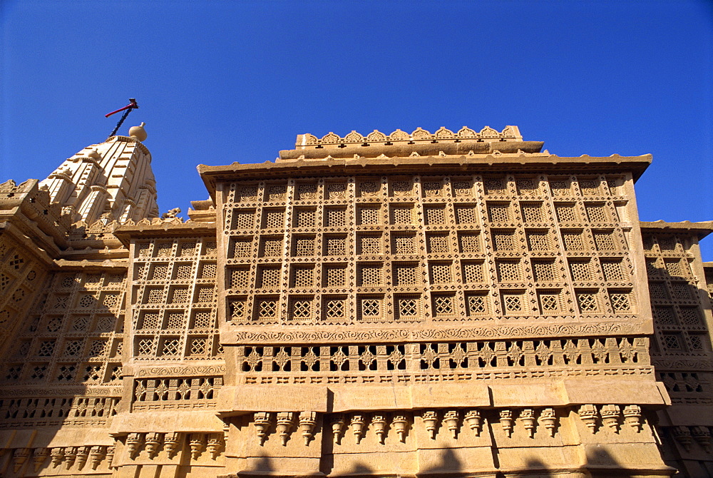 The Jain temple of Luderwa (Loduva), near Jaisalmer, Rajasthan state, India, Asia