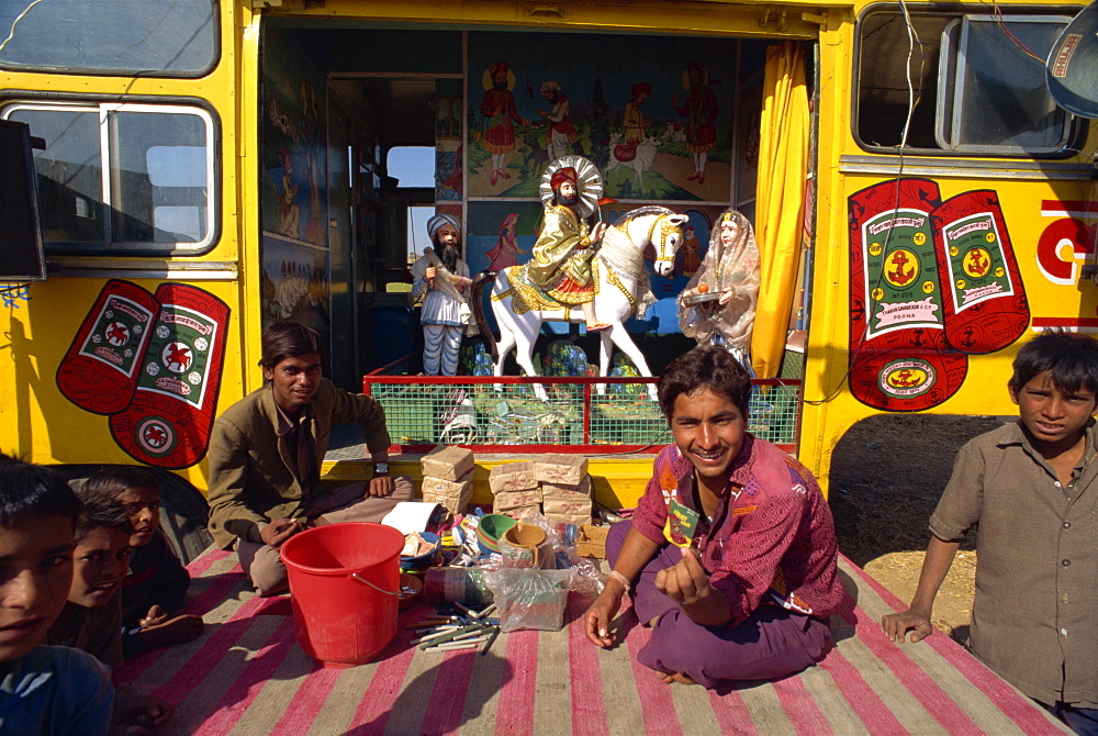 Cattle fair near Dechhu, north of Jodhpur, Rajasthan state, India, Asia