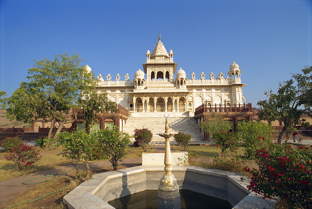 Jaswant Thada or Mausoleum dedicated to the royal family, near the fort, Jodhpur, Rajasthan state, India, Asia