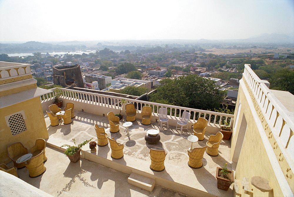 Old fort, now converted to an hotel, Deogarh, Rajasthan state, India, Asia