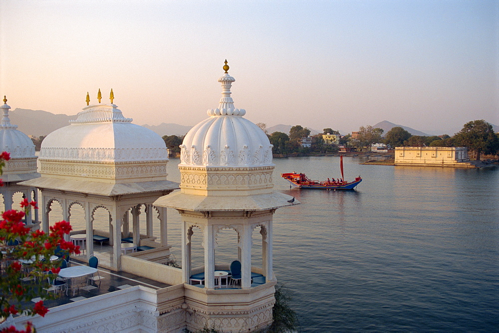 Royal barge at the Lake Palace Hotel, Udaipur, Rajasthan state, India, Asia