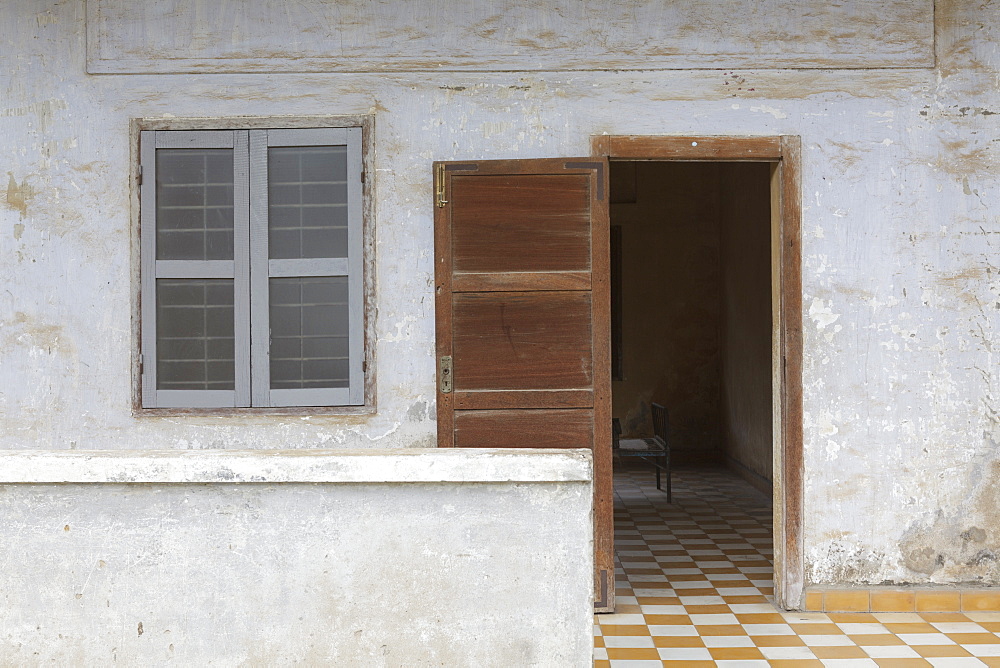 A room used for torturing prisoners of the Khmer Rouge, Tuol Sleng Genocide Museum, Cambodia, Indochina, Southeast Asia, Asia