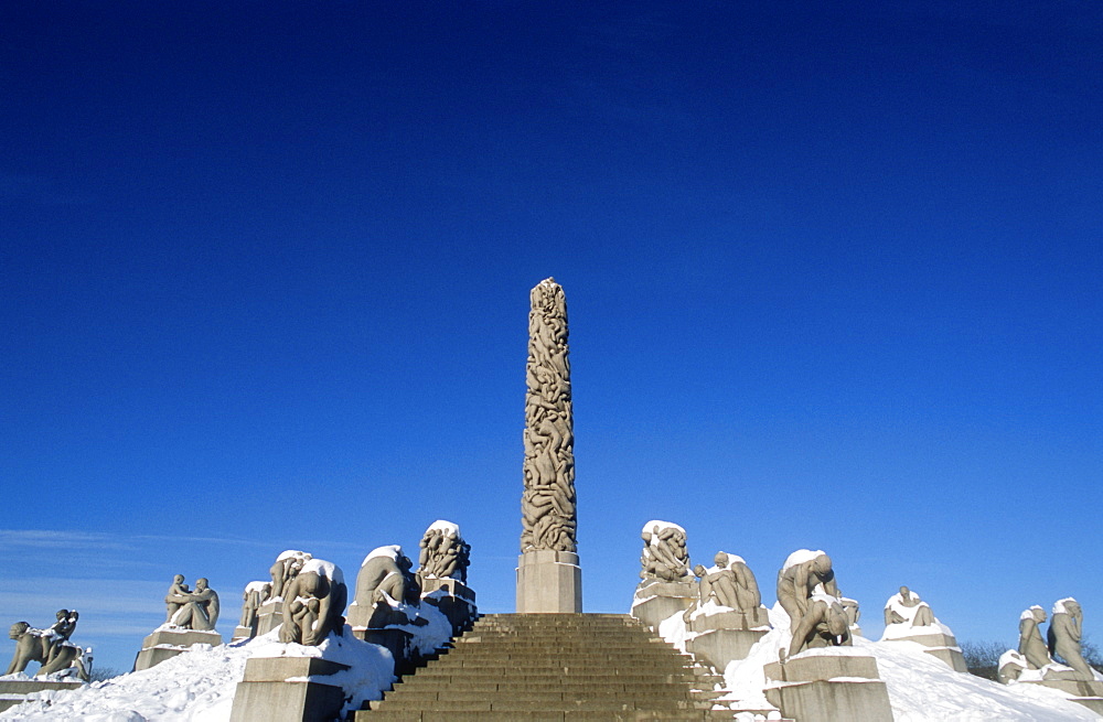 Vigland Sculture Park / Vigelandsparken (also known as Frognerparken), Oslo, Norway. Sculptures by Gustav Vigeland.