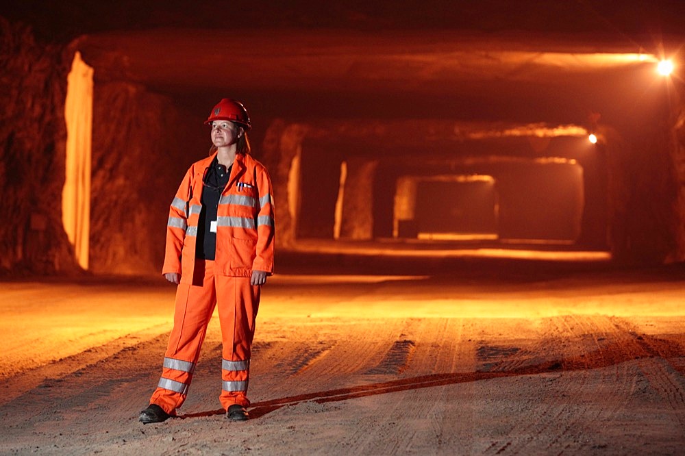 Mining grit salt is very different to the traditional image of cramped dark areas and men with pickaxes! The nature of grit salt mines mean they resemble vast caverns, up to 20 metres wide.  .