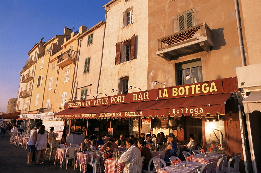 Restaurants around the harbour, St. Tropez, Var, Cote d'Azur, Provence, France, Europe